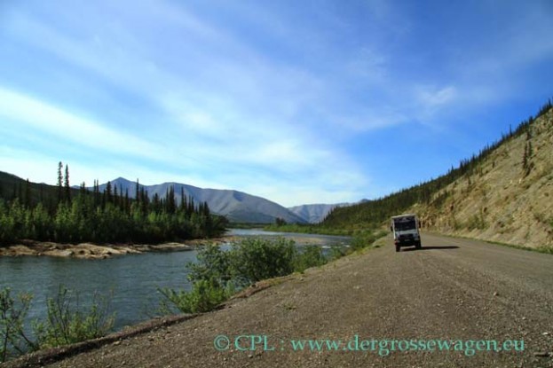 MAN_Dempster_Highway_01