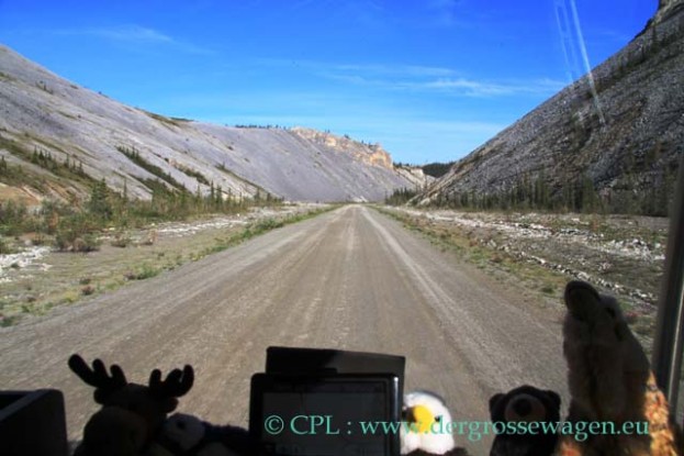 MAN_Dempster_Highway