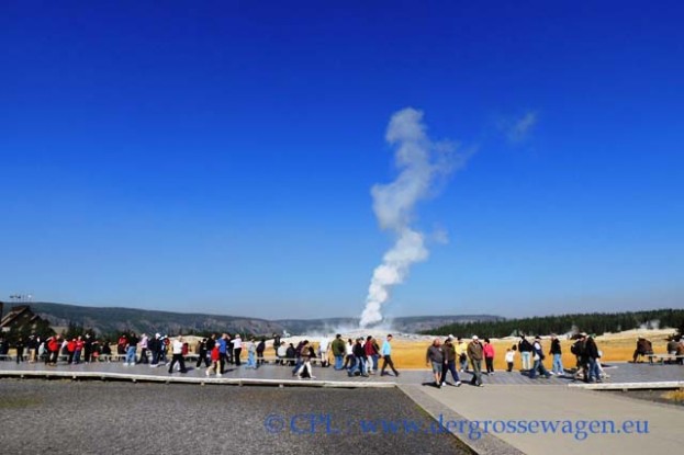 Old_Faithful_02